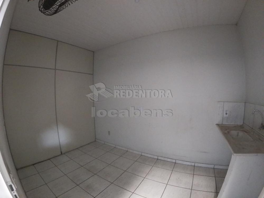 Alugar Comercial / Salão em São José do Rio Preto R$ 3.000,00 - Foto 8