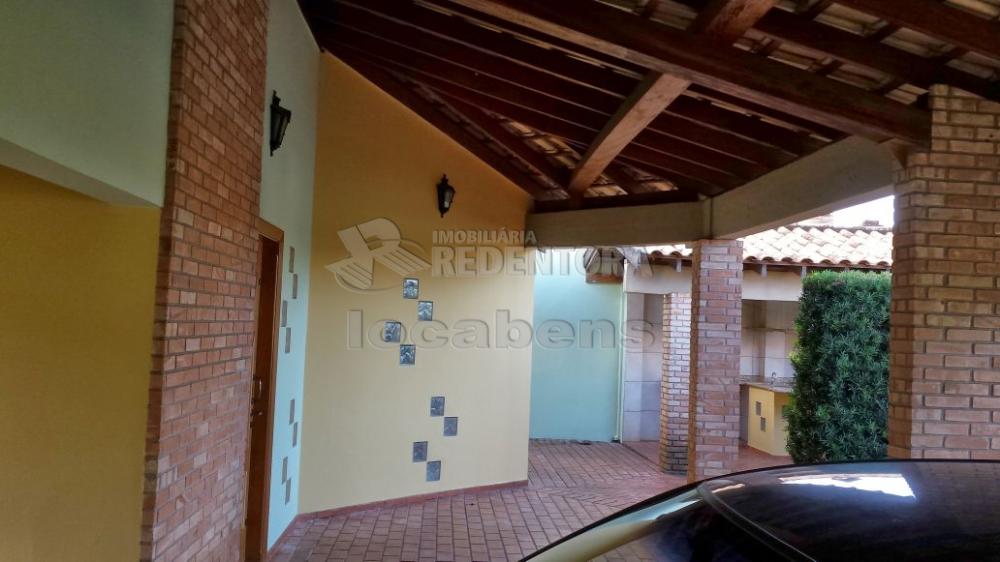 Alugar Casa / Padrão em São José do Rio Preto R$ 4.000,00 - Foto 3