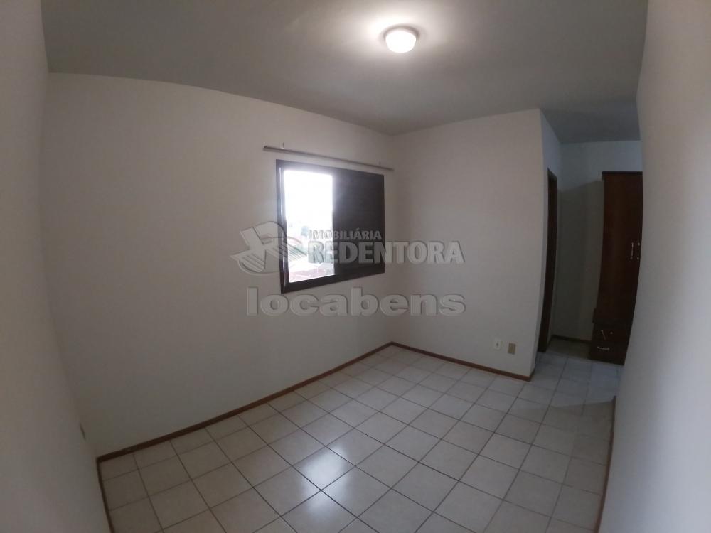 Alugar Apartamento / Padrão em São José do Rio Preto R$ 1.100,00 - Foto 13