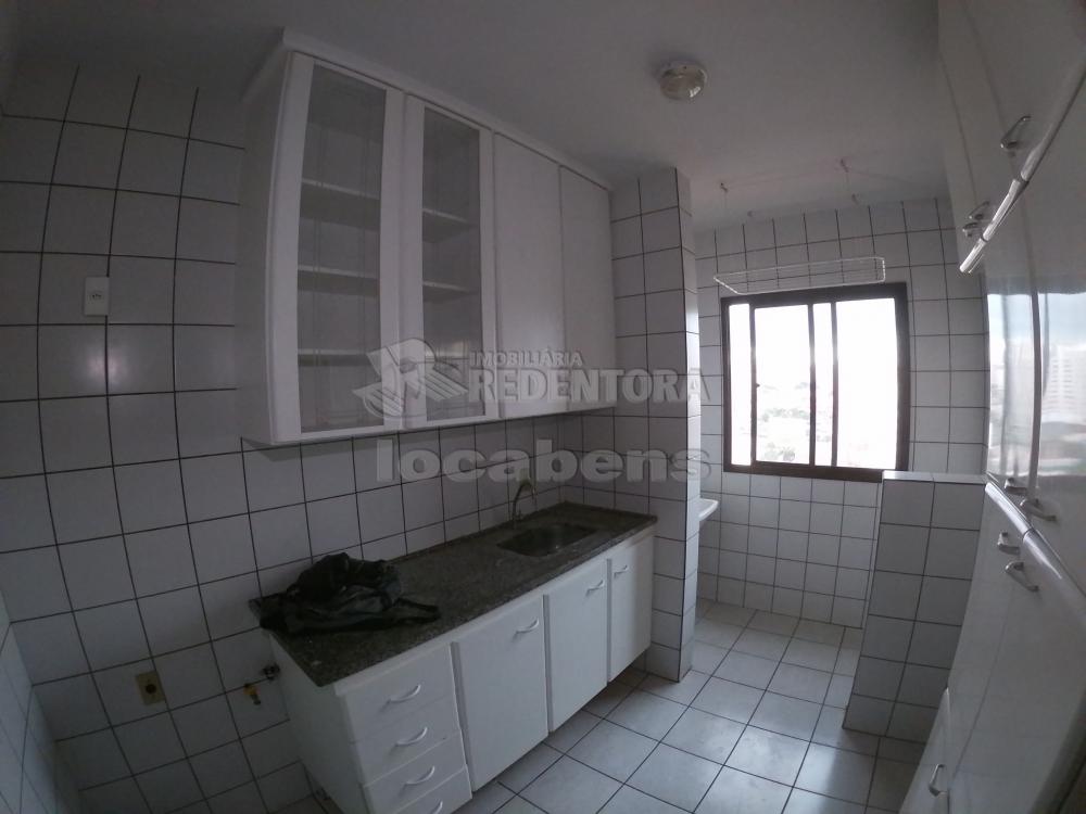 Alugar Apartamento / Padrão em São José do Rio Preto R$ 1.100,00 - Foto 16