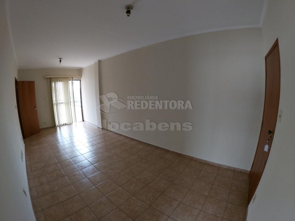 Alugar Apartamento / Padrão em São José do Rio Preto R$ 800,00 - Foto 2