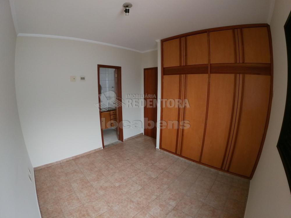 Alugar Apartamento / Padrão em São José do Rio Preto R$ 800,00 - Foto 18