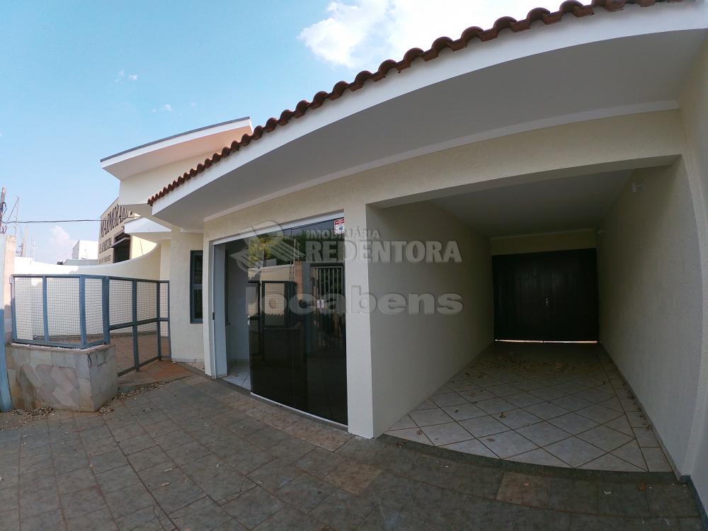 Alugar Casa / Padrão em São José do Rio Preto R$ 4.500,00 - Foto 1