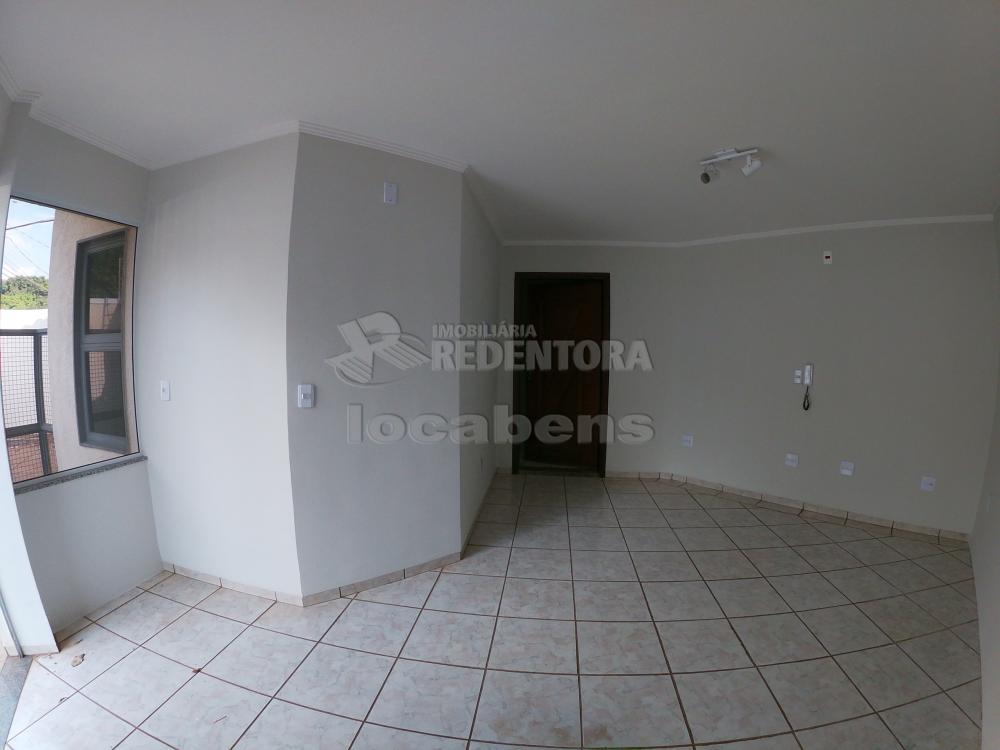 Alugar Casa / Padrão em São José do Rio Preto R$ 4.500,00 - Foto 2