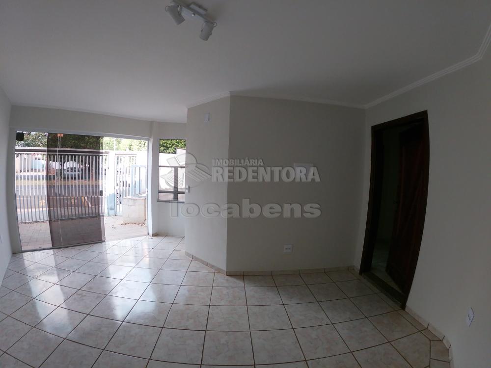 Alugar Casa / Padrão em São José do Rio Preto R$ 4.500,00 - Foto 3