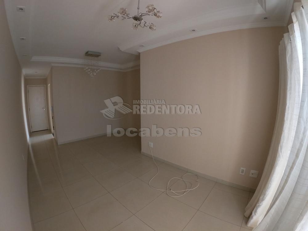 Alugar Apartamento / Padrão em São José do Rio Preto R$ 1.200,00 - Foto 3