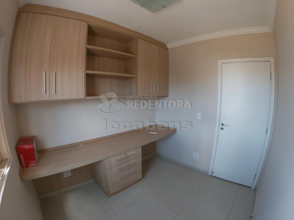 Alugar Apartamento / Padrão em São José do Rio Preto R$ 1.200,00 - Foto 8