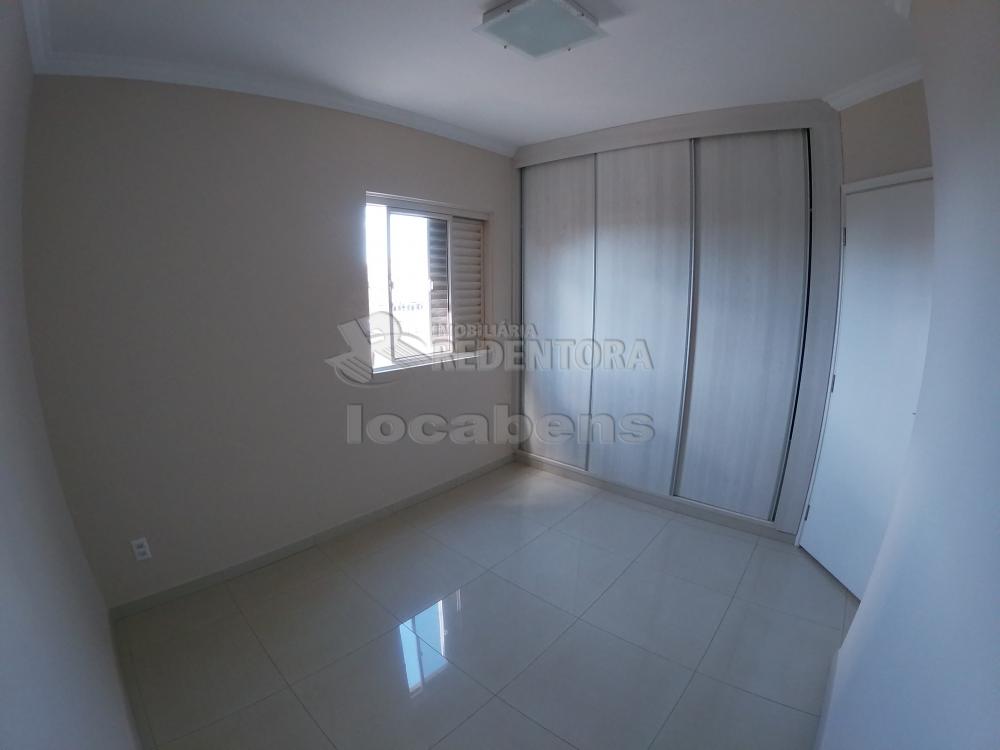 Alugar Apartamento / Padrão em São José do Rio Preto R$ 1.200,00 - Foto 13