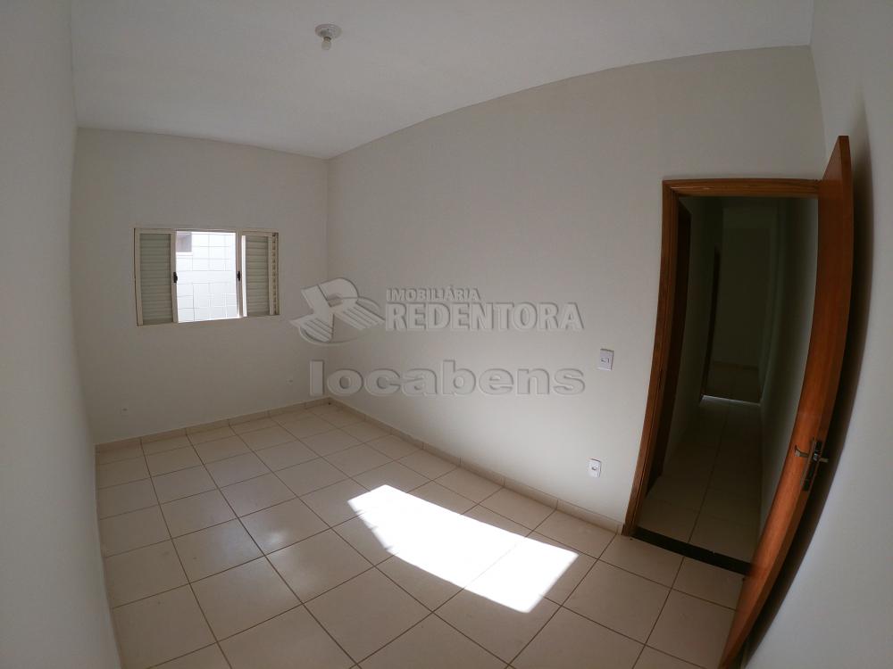 Alugar Casa / Padrão em São José do Rio Preto R$ 1.000,00 - Foto 10