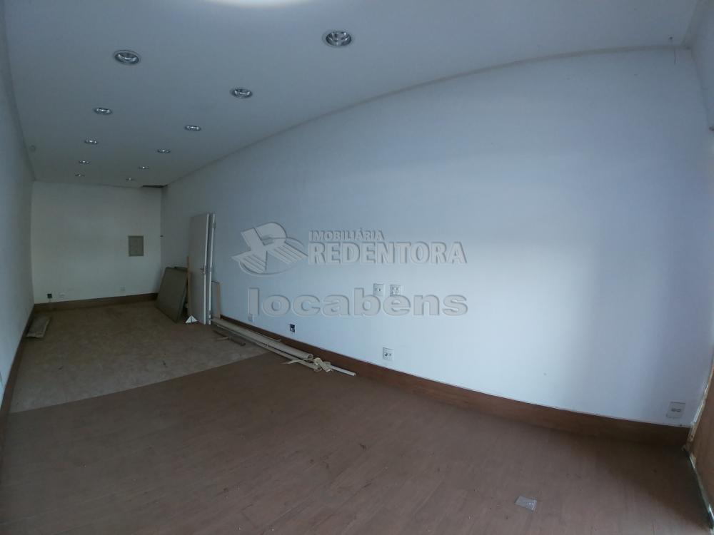 Alugar Comercial / Sala em São José do Rio Preto R$ 2.300,00 - Foto 3