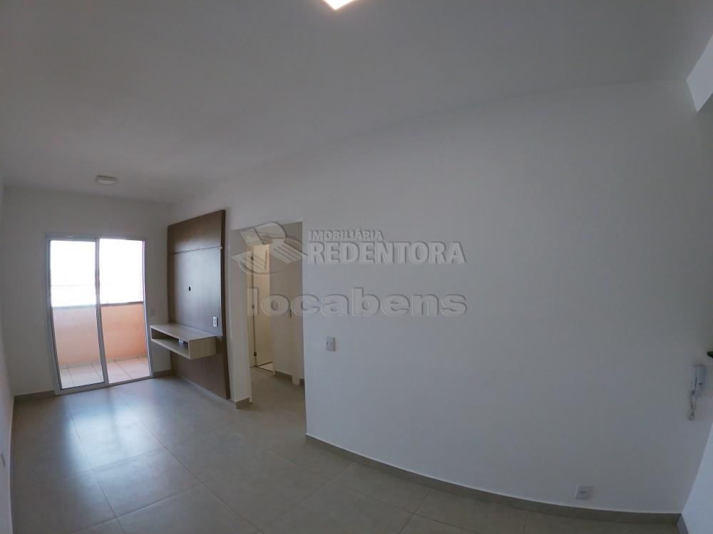 Alugar Apartamento / Padrão em São José do Rio Preto R$ 1.200,00 - Foto 2