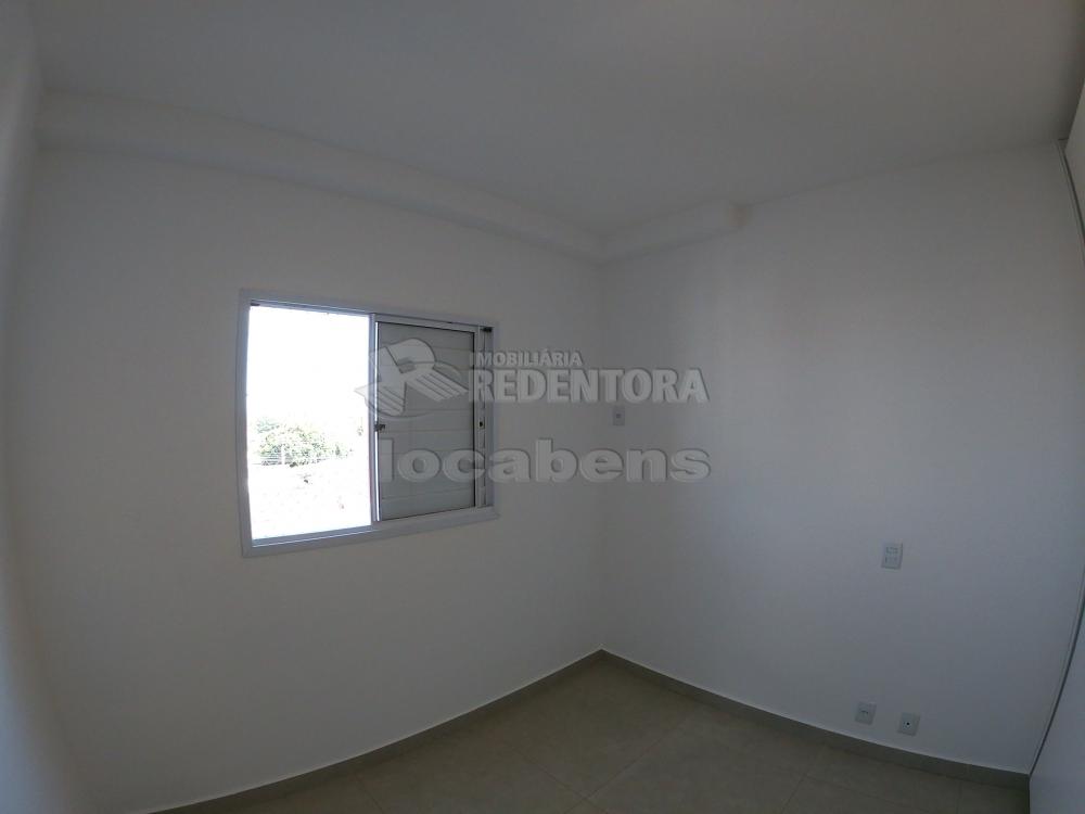 Alugar Apartamento / Padrão em São José do Rio Preto R$ 1.200,00 - Foto 16