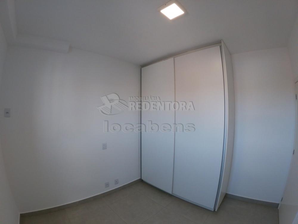 Alugar Apartamento / Padrão em São José do Rio Preto R$ 1.200,00 - Foto 17