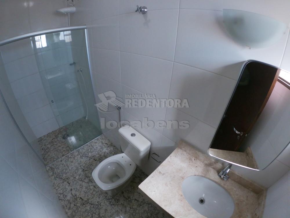 Comprar Casa / Padrão em São José do Rio Preto R$ 450.000,00 - Foto 21