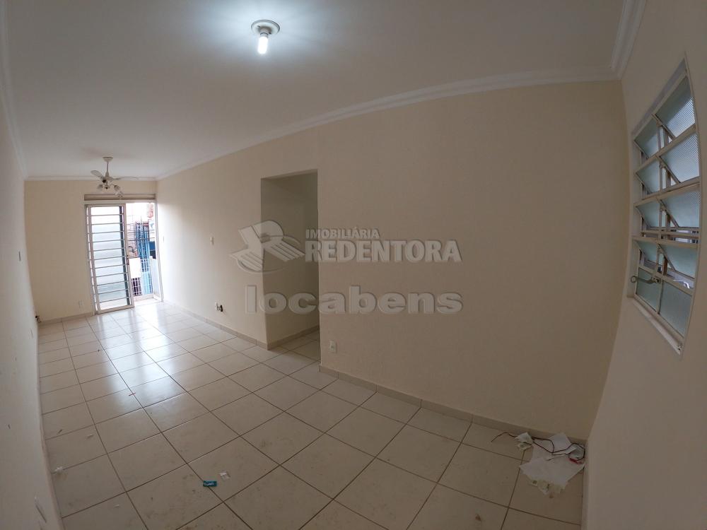 Alugar Apartamento / Padrão em São José do Rio Preto R$ 800,00 - Foto 2