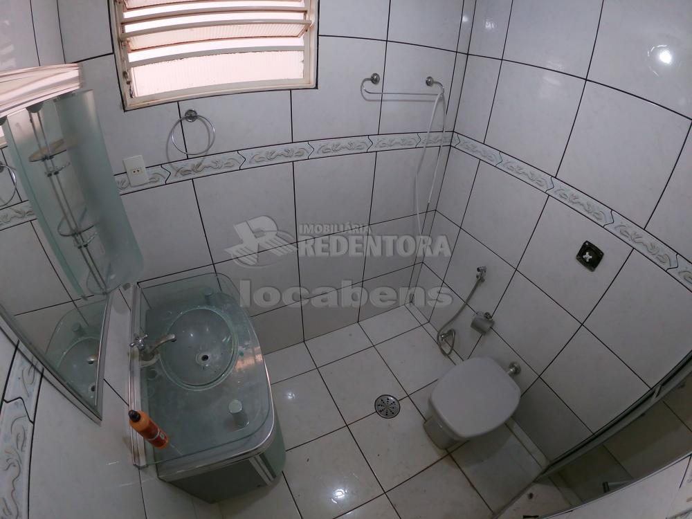 Alugar Apartamento / Padrão em São José do Rio Preto R$ 800,00 - Foto 9