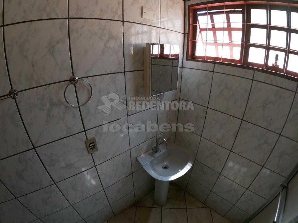 Alugar Casa / Padrão em São José do Rio Preto R$ 1.150,00 - Foto 21