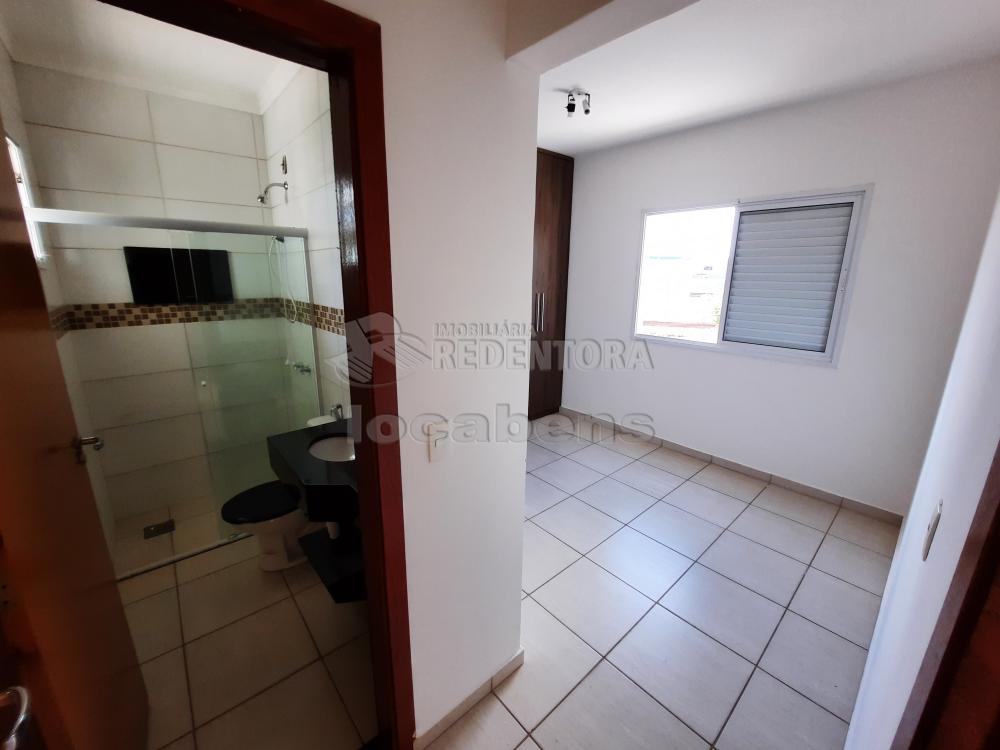 Alugar Apartamento / Padrão em São José do Rio Preto R$ 1.200,00 - Foto 10