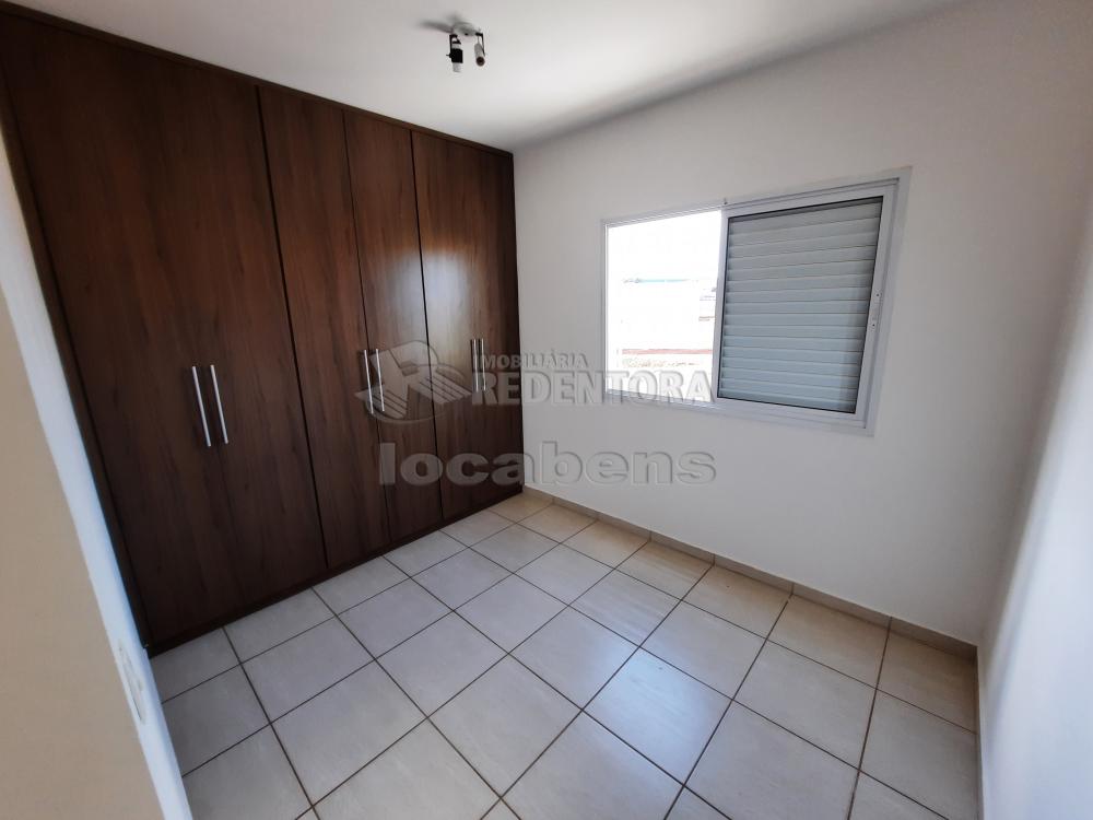 Alugar Apartamento / Padrão em São José do Rio Preto R$ 1.200,00 - Foto 11