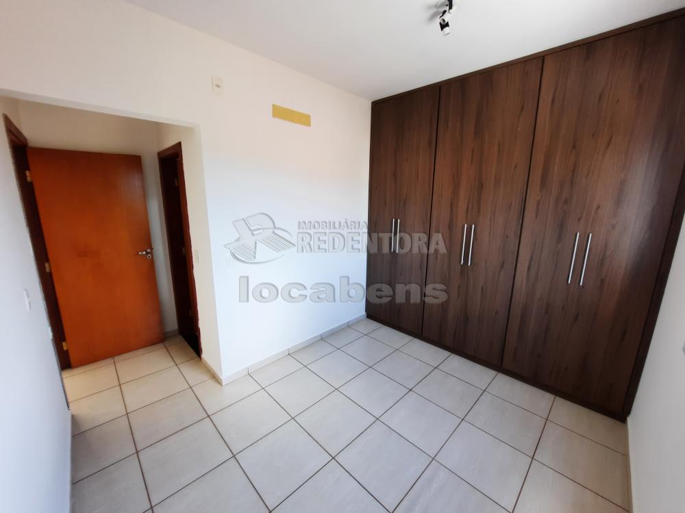 Alugar Apartamento / Padrão em São José do Rio Preto R$ 1.200,00 - Foto 12