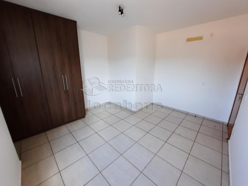 Alugar Apartamento / Padrão em São José do Rio Preto R$ 1.200,00 - Foto 18