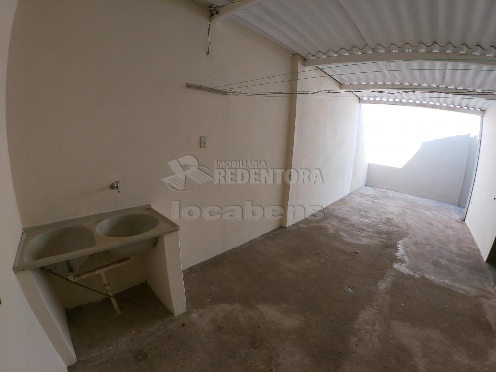 Alugar Casa / Padrão em São José do Rio Preto R$ 850,00 - Foto 14