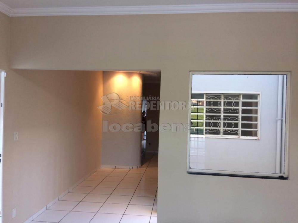 Alugar Casa / Padrão em São José do Rio Preto R$ 1.850,00 - Foto 6