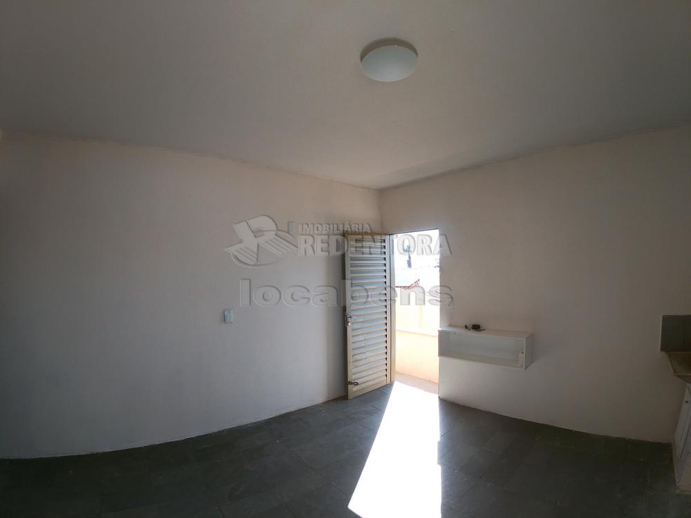 Alugar Casa / Padrão em São José do Rio Preto apenas R$ 600,00 - Foto 3