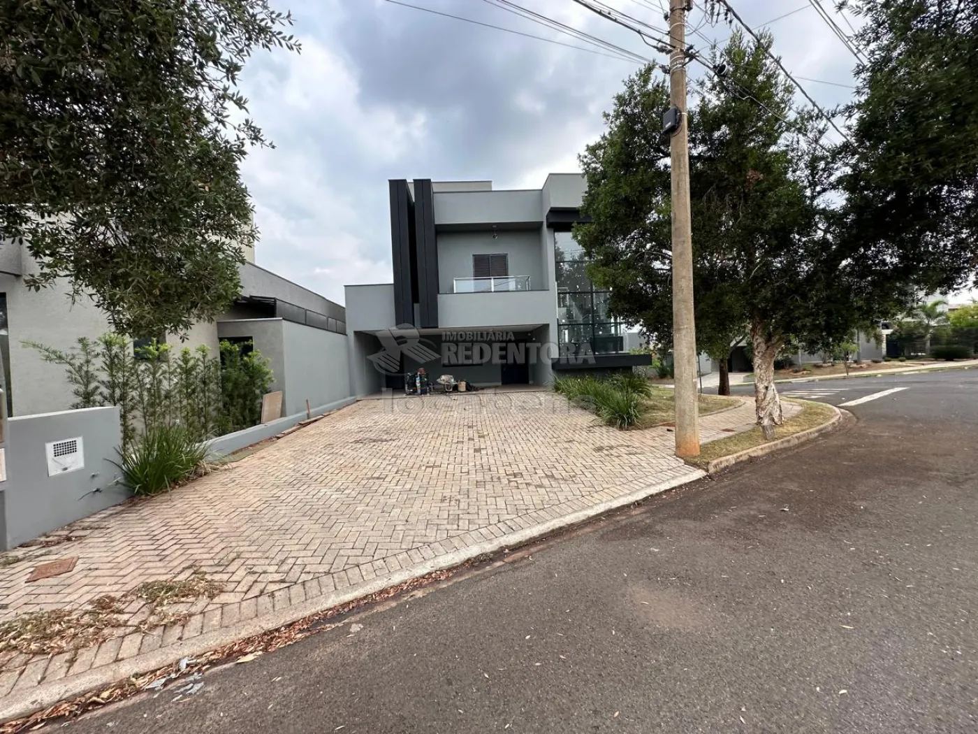 Casa de Condomínio à venda com 3 quartos, 260m² - Foto 1