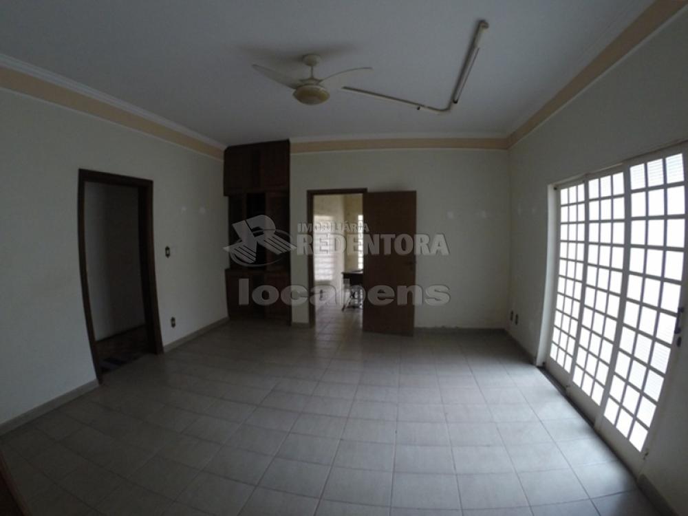 Alugar Casa / Padrão em São José do Rio Preto apenas R$ 2.800,00 - Foto 3