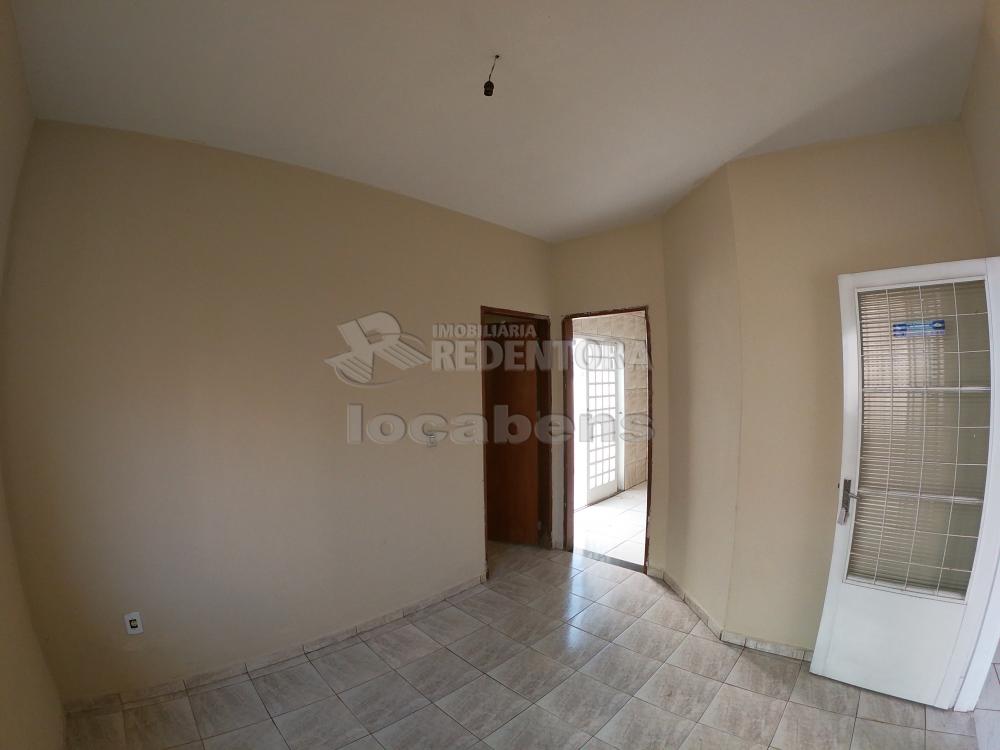 Comprar Casa / Padrão em Guapiaçu - Foto 3