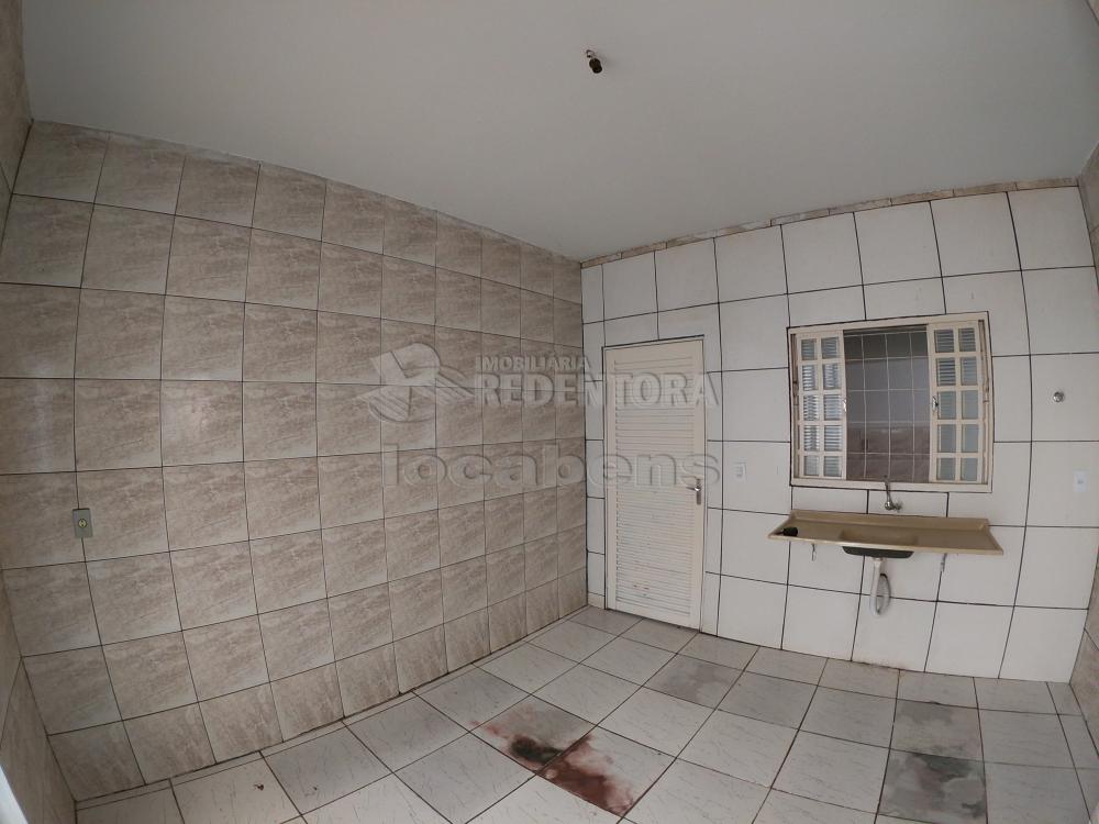 Comprar Casa / Padrão em Guapiaçu - Foto 5