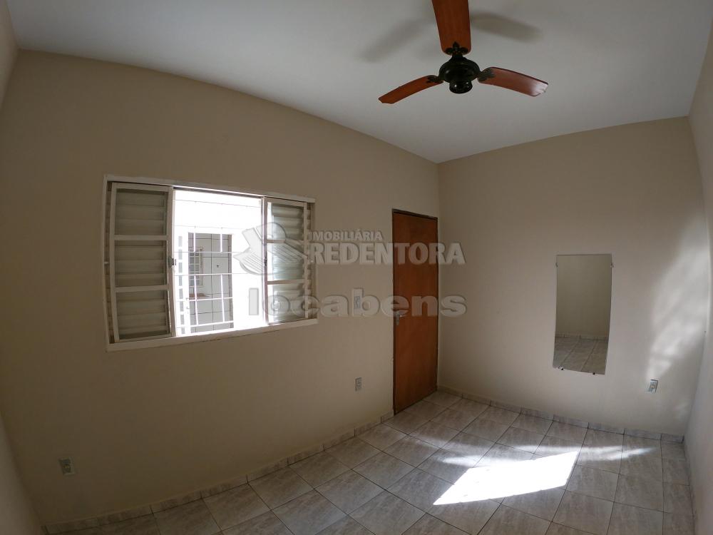 Comprar Casa / Padrão em Guapiaçu - Foto 11