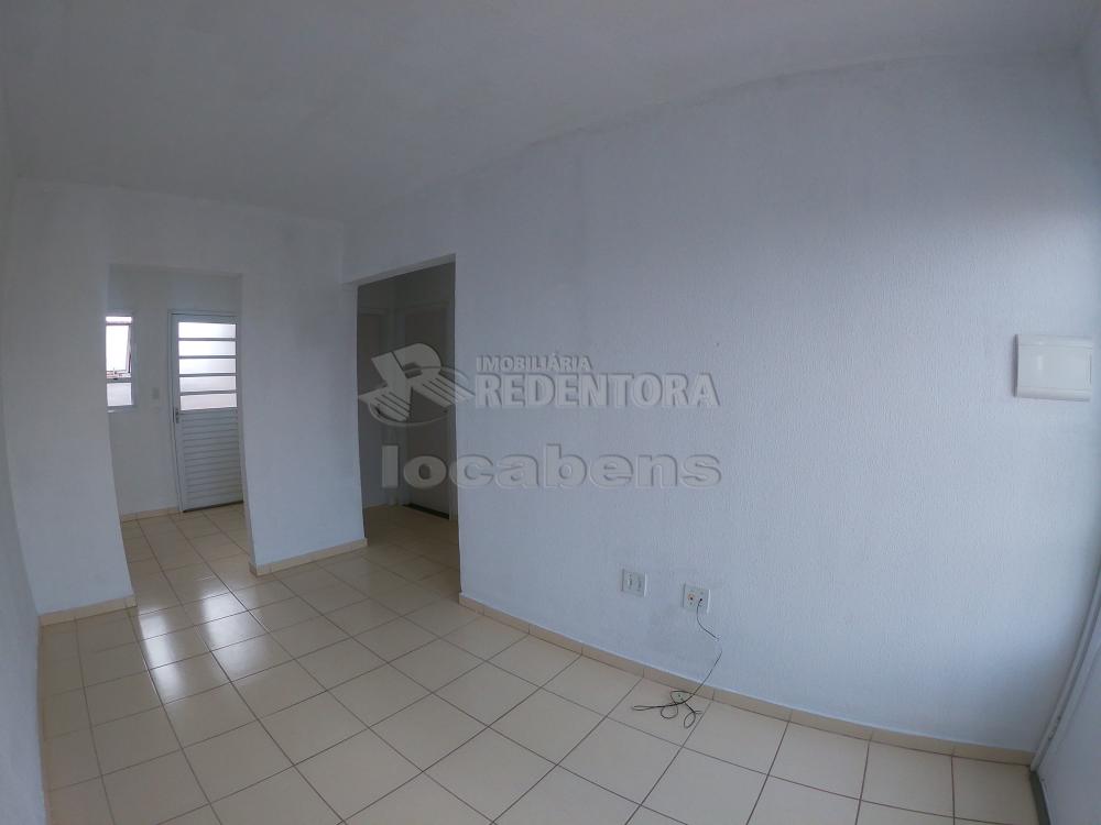 Alugar Casa / Padrão em São José do Rio Preto apenas R$ 650,00 - Foto 3