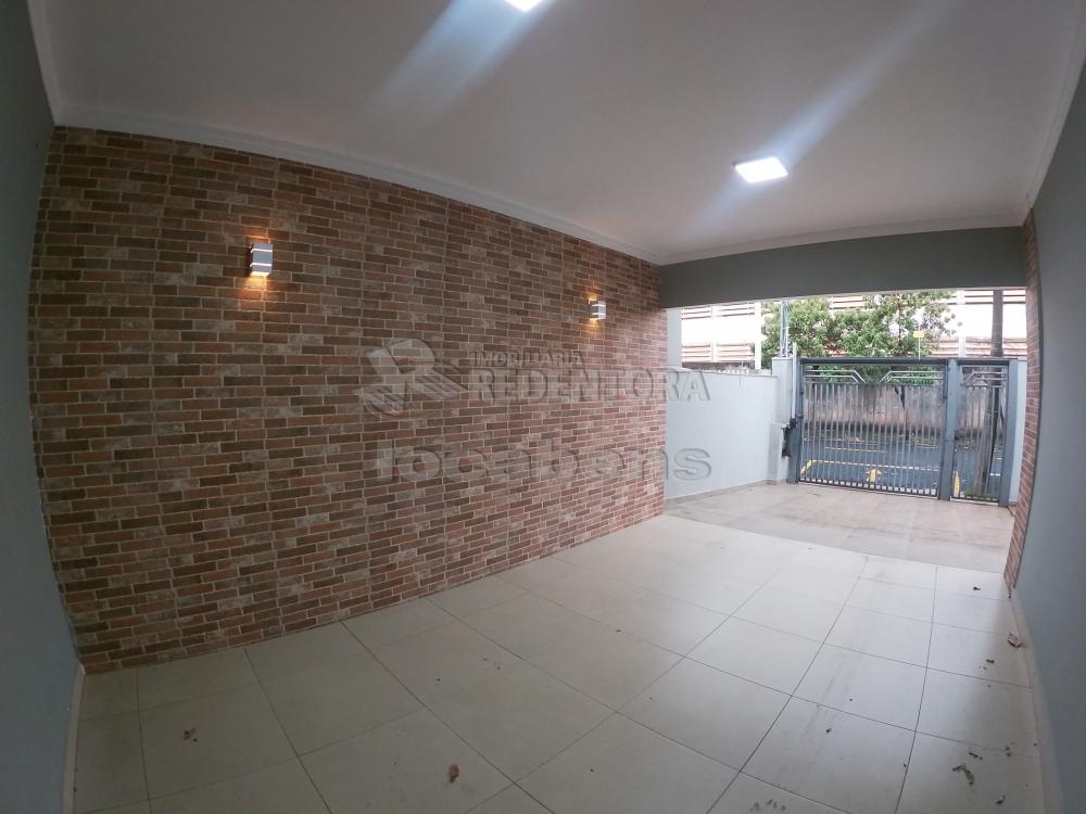 Alugar Casa / Padrão em São José do Rio Preto R$ 2.500,00 - Foto 5