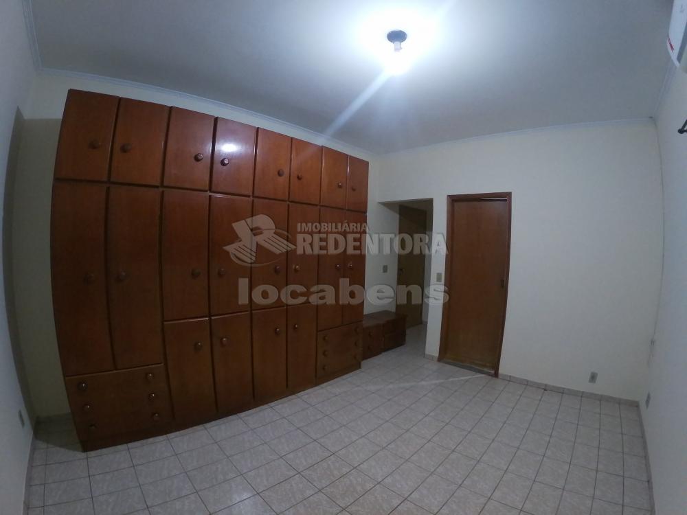 Alugar Casa / Padrão em São José do Rio Preto R$ 2.500,00 - Foto 29