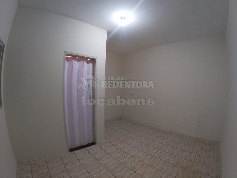 Alugar Casa / Padrão em São José do Rio Preto R$ 2.500,00 - Foto 42