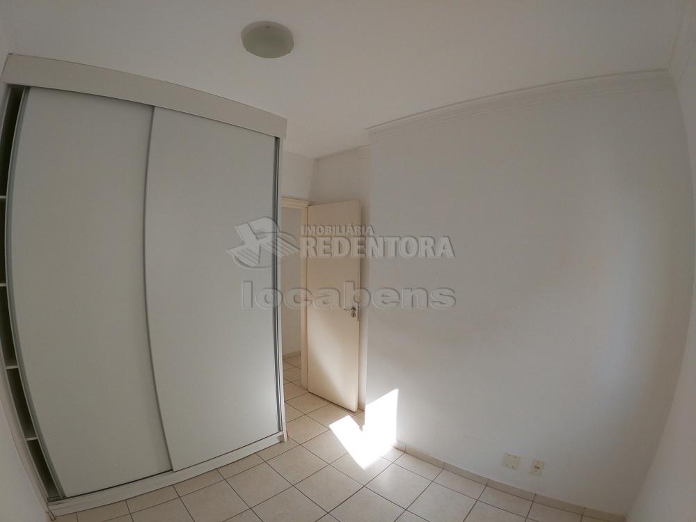 Alugar Apartamento / Padrão em São José do Rio Preto R$ 750,00 - Foto 11