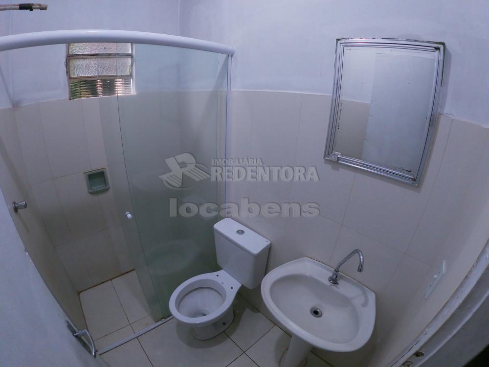 Alugar Casa / Padrão em São José do Rio Preto apenas R$ 1.000,00 - Foto 9