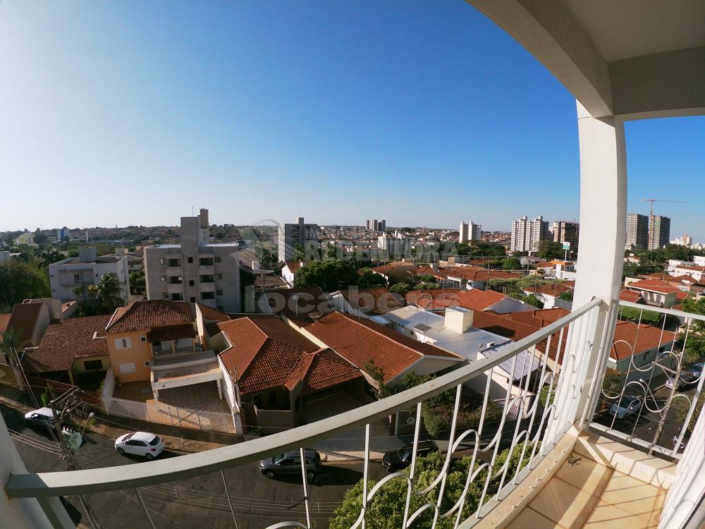 Alugar Apartamento / Padrão em São José do Rio Preto R$ 800,00 - Foto 4