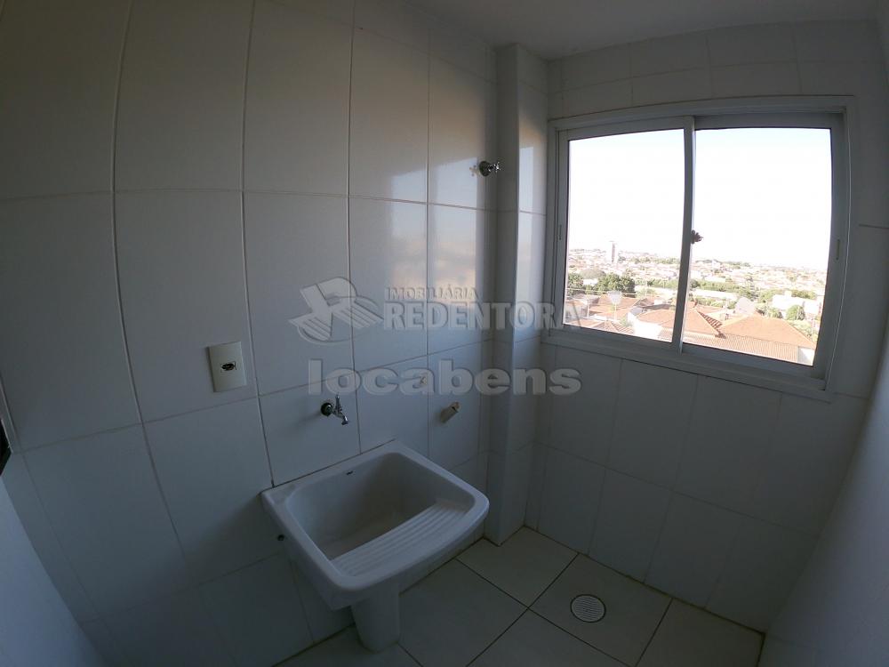 Alugar Apartamento / Padrão em São José do Rio Preto R$ 1.000,00 - Foto 6