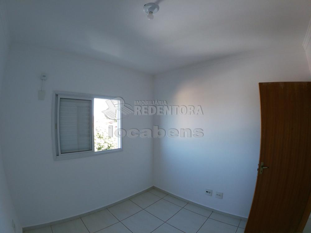 Alugar Apartamento / Padrão em São José do Rio Preto R$ 1.000,00 - Foto 14