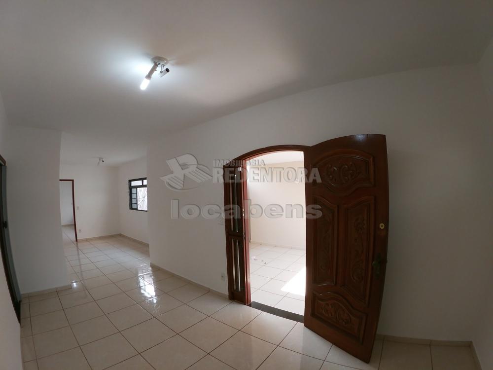 Alugar Casa / Padrão em São José do Rio Preto apenas R$ 2.000,00 - Foto 4