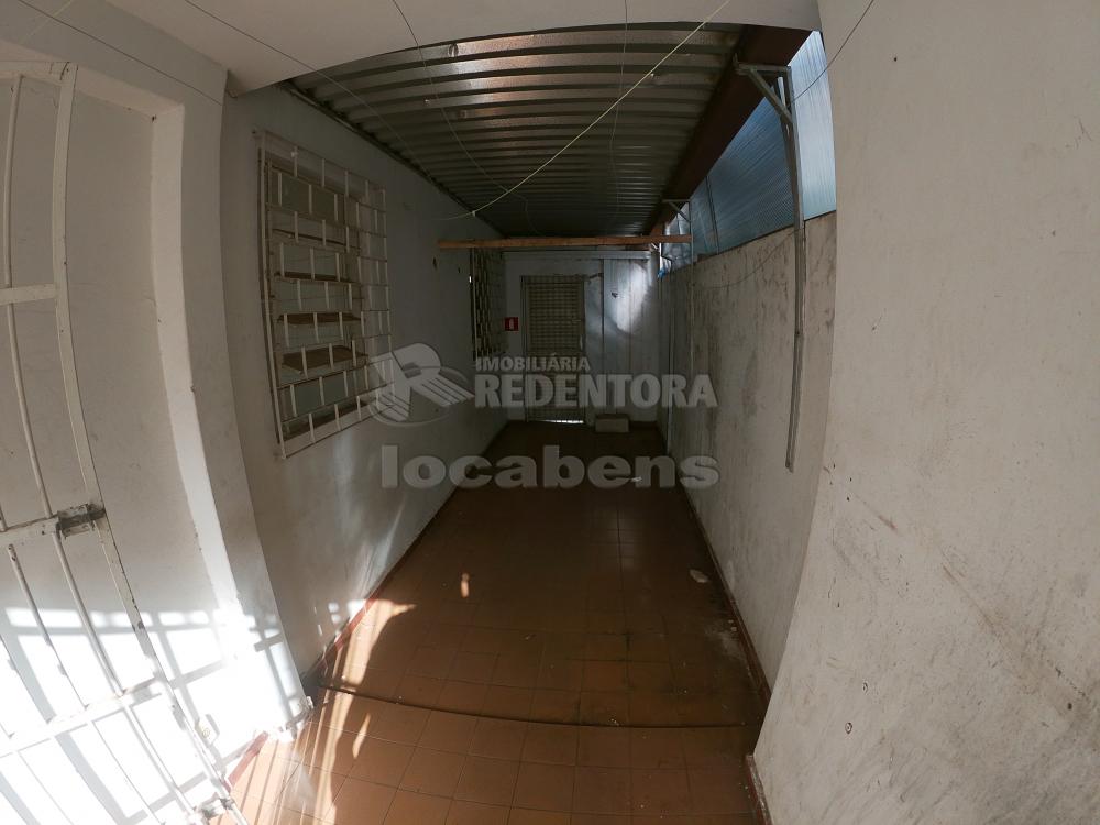 Alugar Casa / Padrão em São José do Rio Preto R$ 1.500,00 - Foto 11