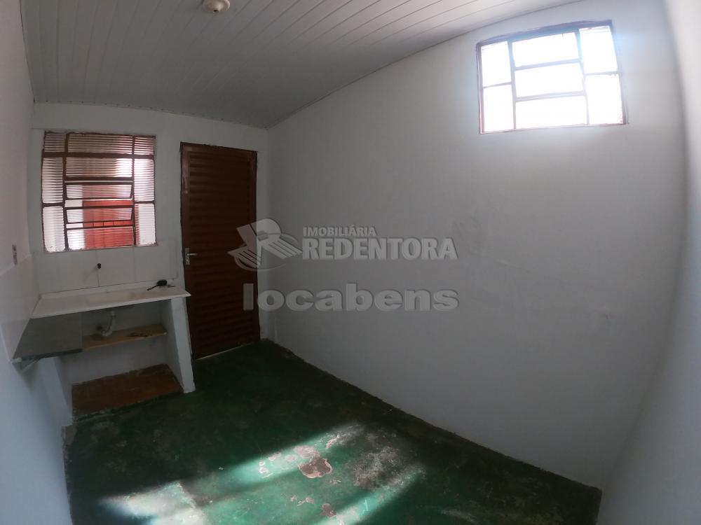 Alugar Casa / Padrão em São José do Rio Preto apenas R$ 750,00 - Foto 7