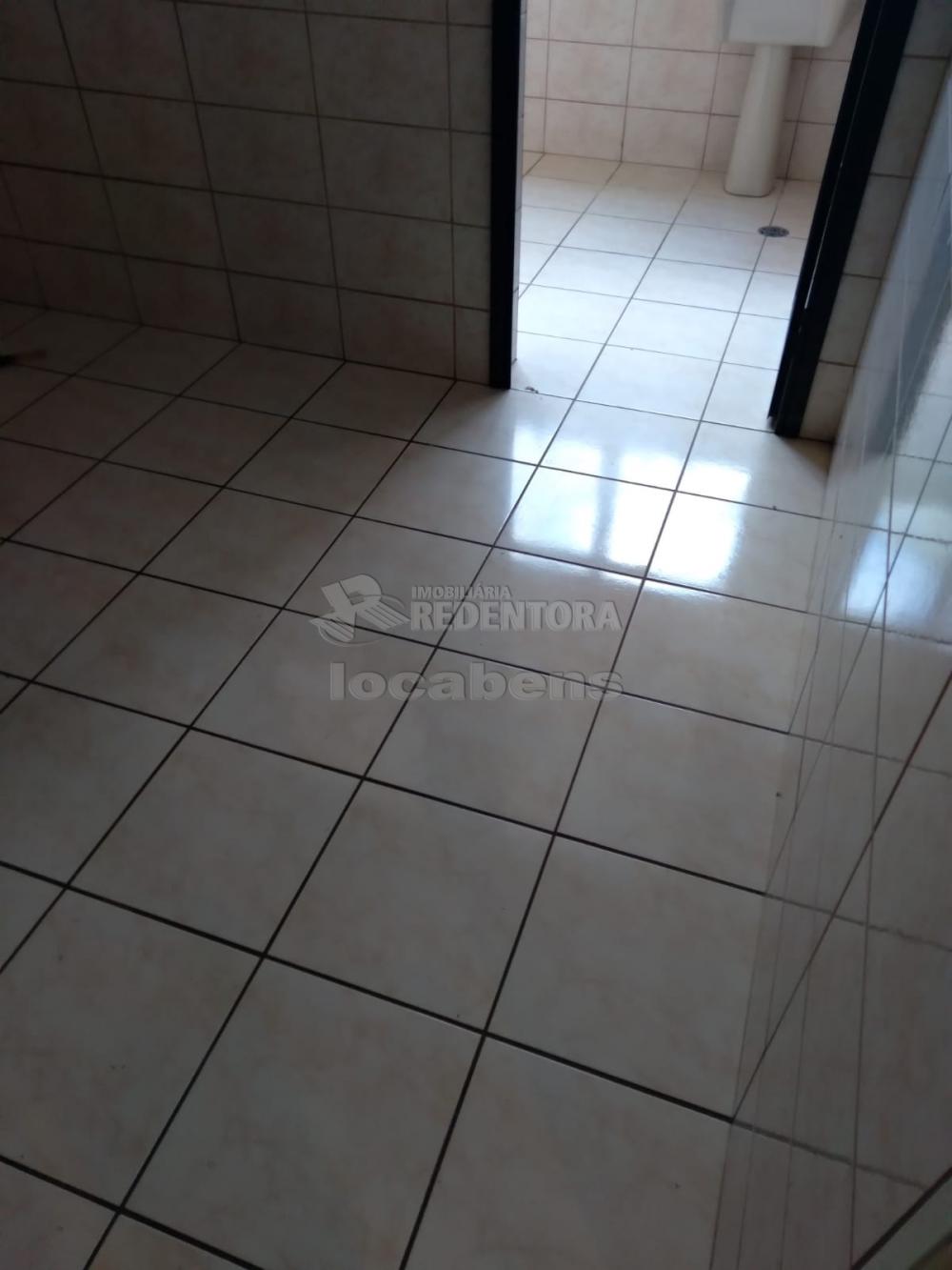 Alugar Apartamento / Padrão em São José do Rio Preto R$ 1.300,00 - Foto 7