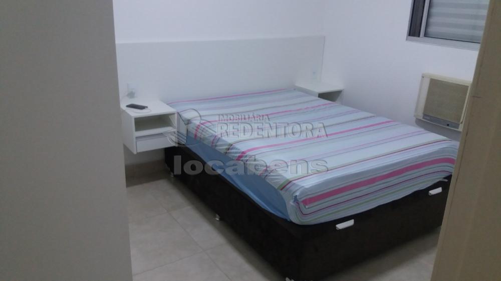 Comprar Apartamento / Padrão em São José do Rio Preto R$ 165.000,00 - Foto 3