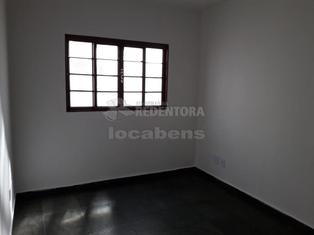 Comprar Apartamento / Padrão em São José do Rio Preto R$ 240.000,00 - Foto 1