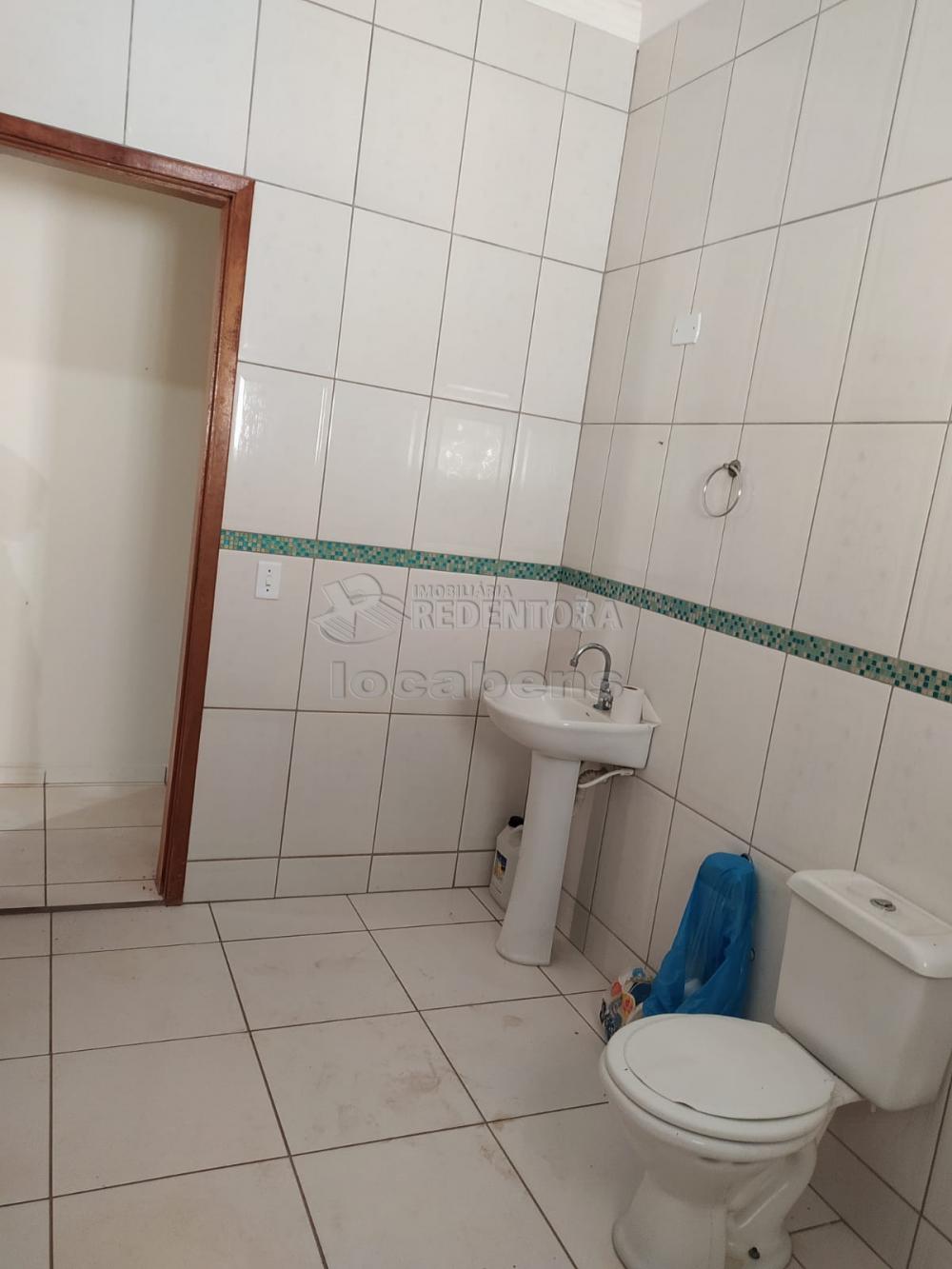 Alugar Casa / Padrão em São José do Rio Preto R$ 1.000,00 - Foto 7