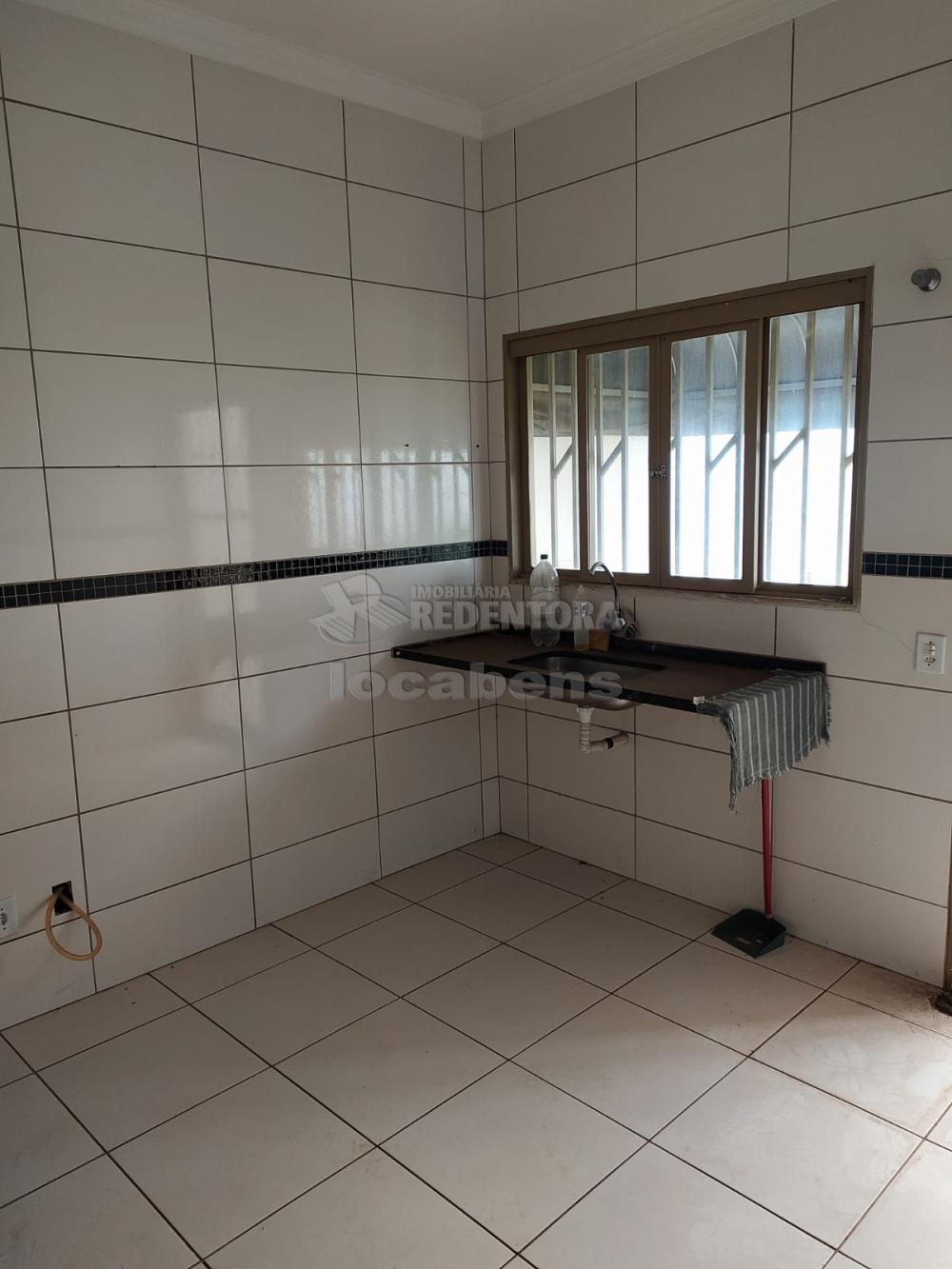 Alugar Casa / Padrão em São José do Rio Preto R$ 1.000,00 - Foto 8